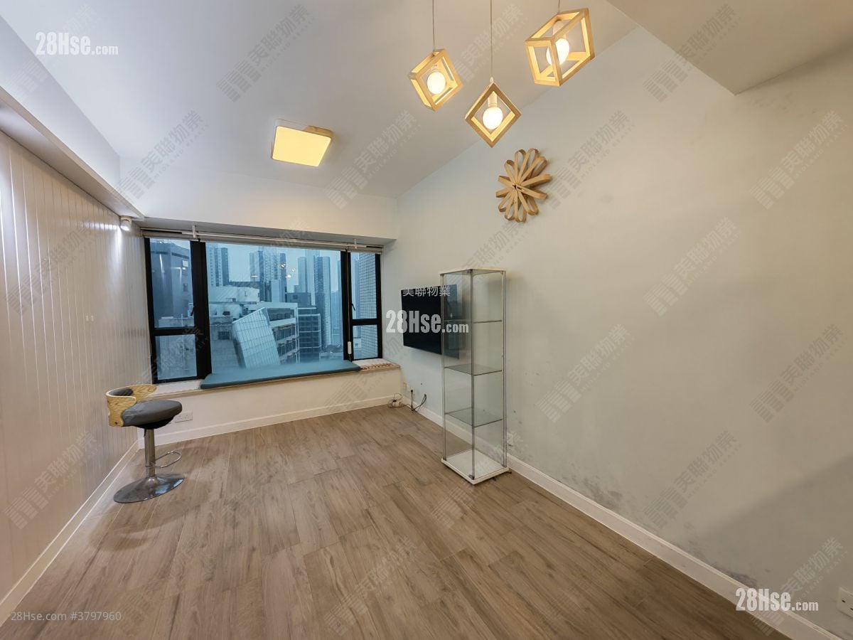 Chelsea Court Sell 1 Bedroom 450 ft²