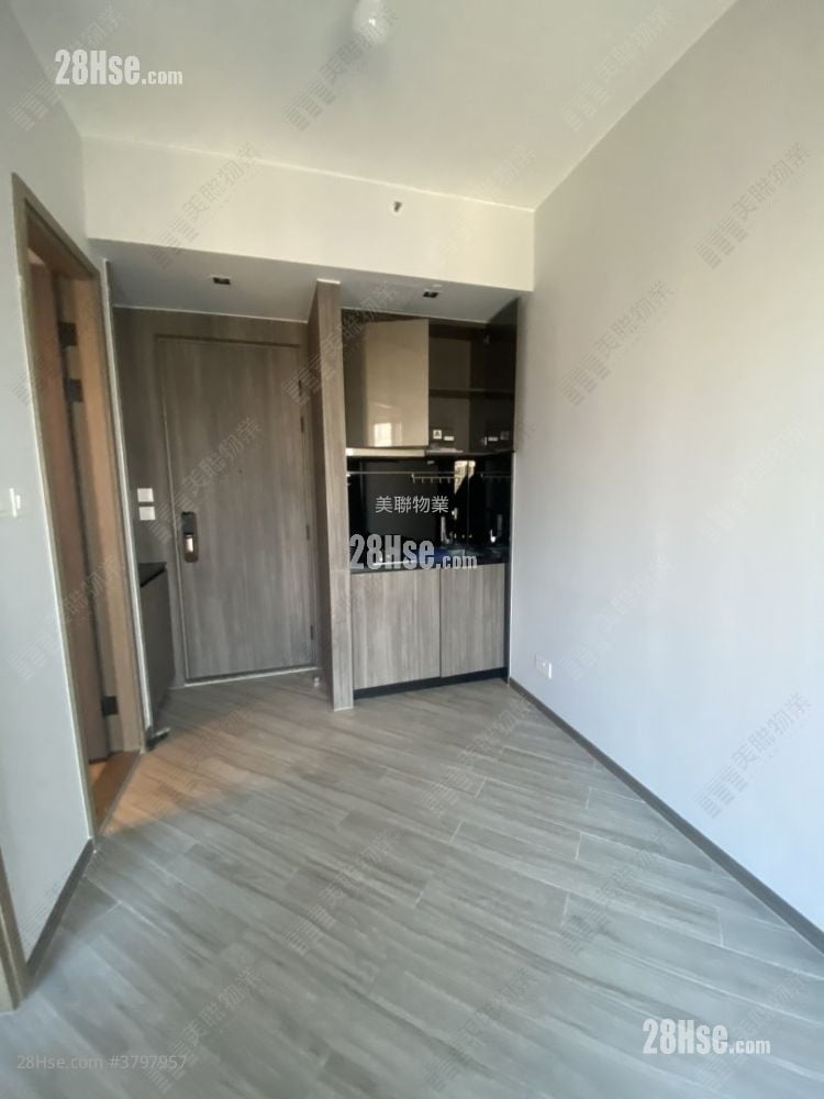 蝶翠峰 租盘 1 房 266 平方尺