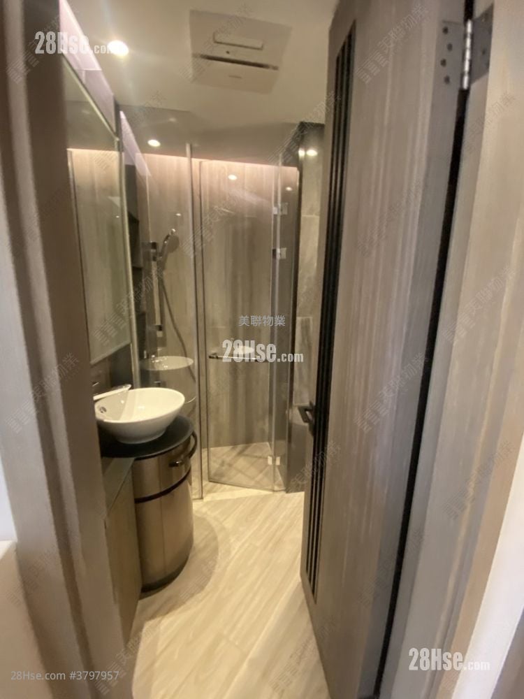 蝶翠峰 租盘 1 房 266 平方尺