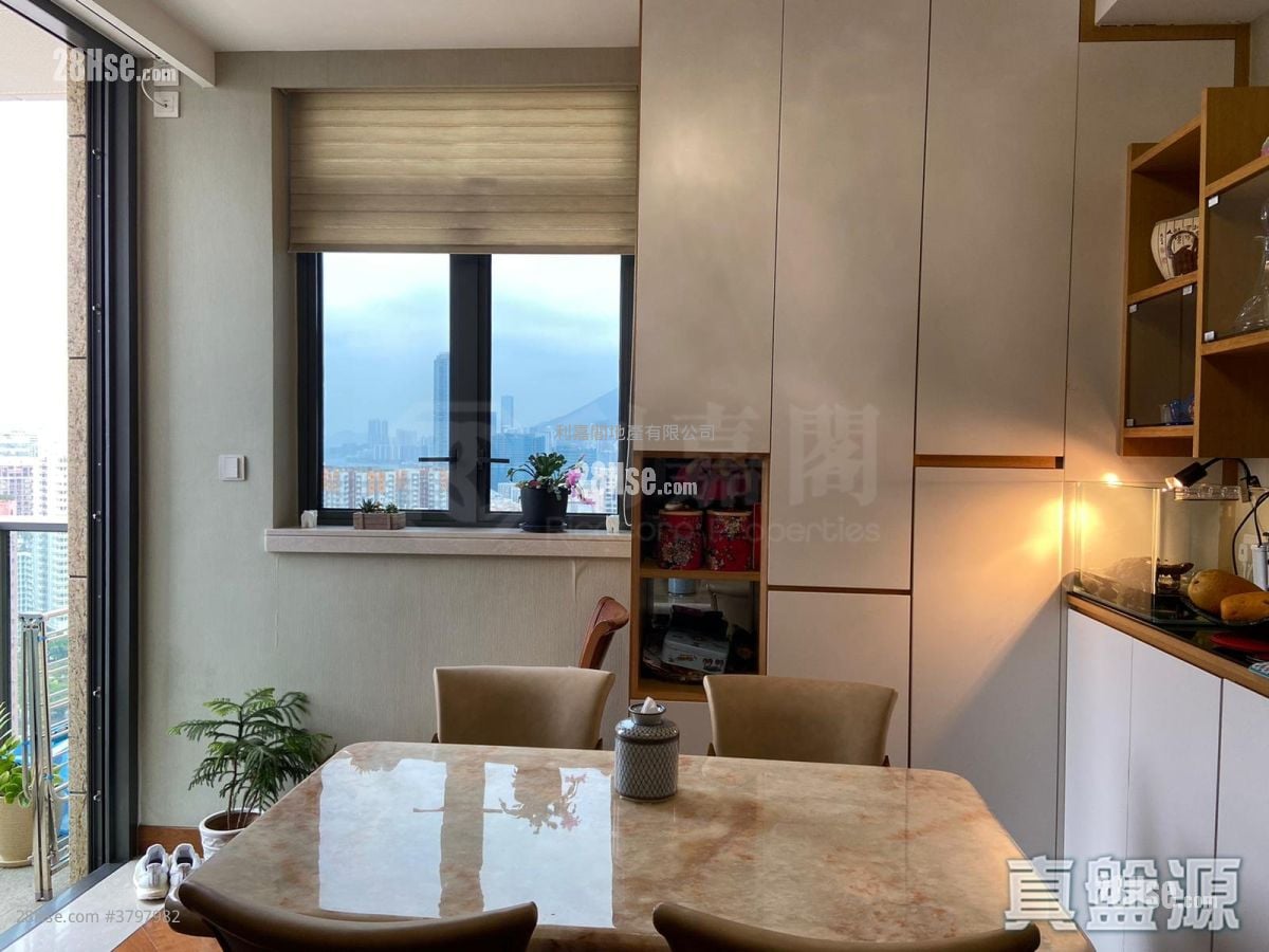 天铸 售盘 3 房 994 平方尺