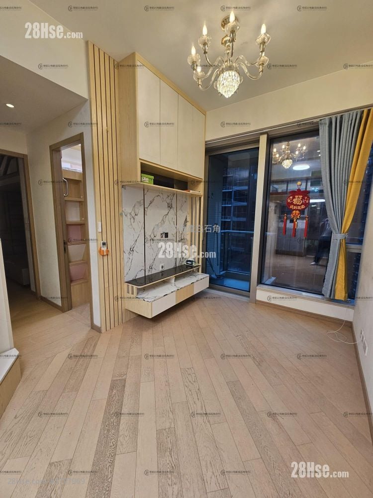 Mayfair By The Sea 8 Rental 2 Bedrooms , 1 Bathroom 490 ft²