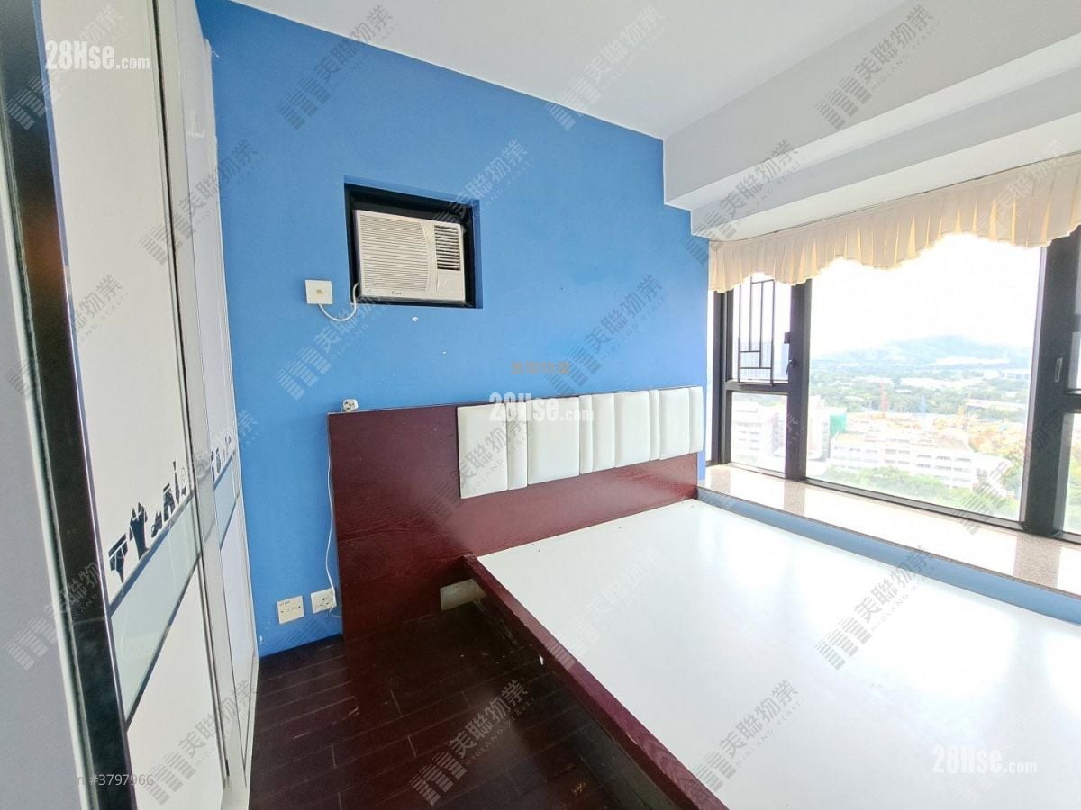 Royal Green Sell 2 Bedrooms 415 ft²