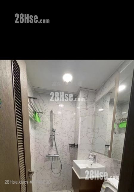 AVA55 售盘 开放式间隔 , 1 浴室 166 平方尺