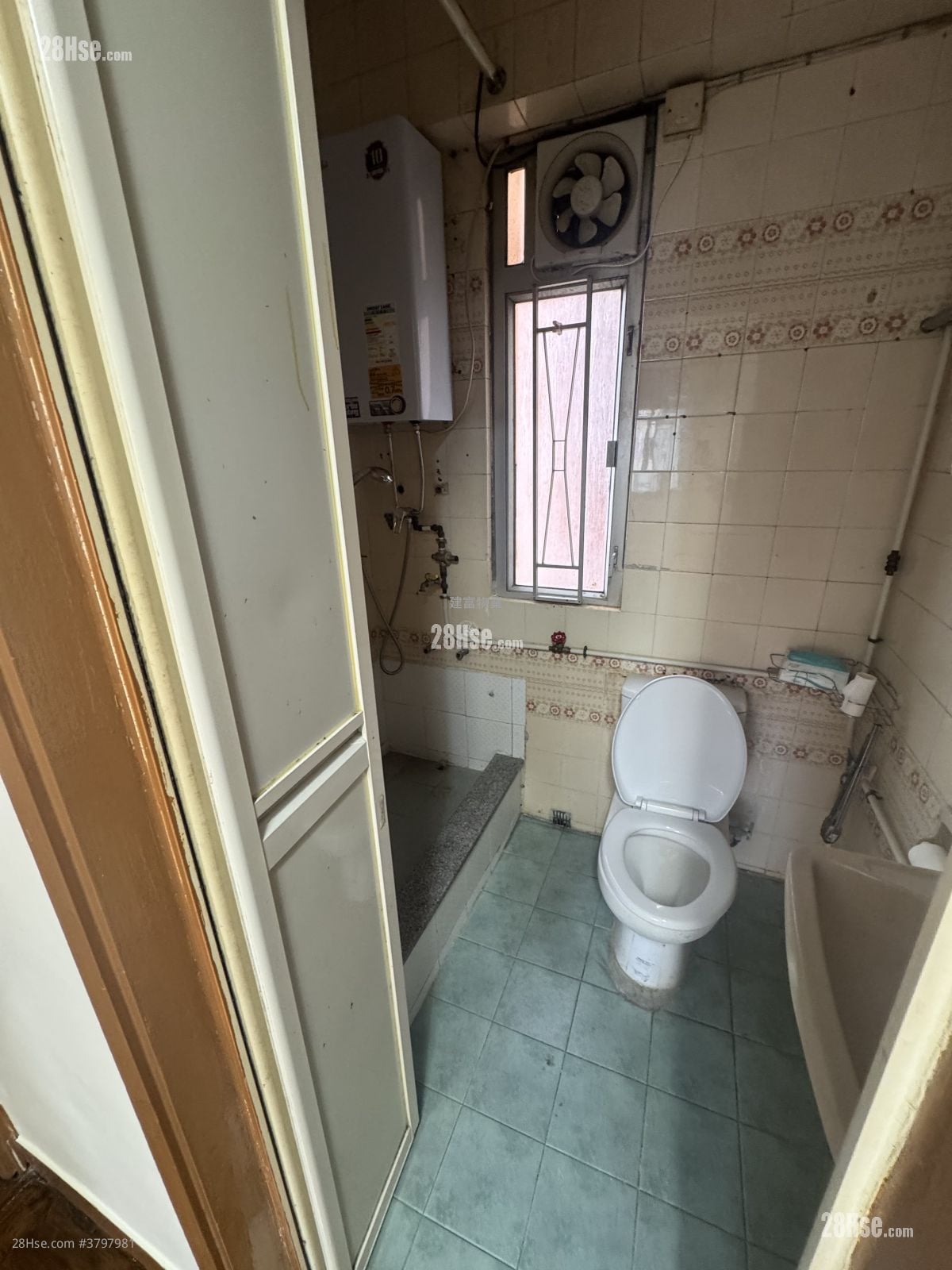 兴发大楼 售盘 2 房 , 1 浴室 330 平方尺