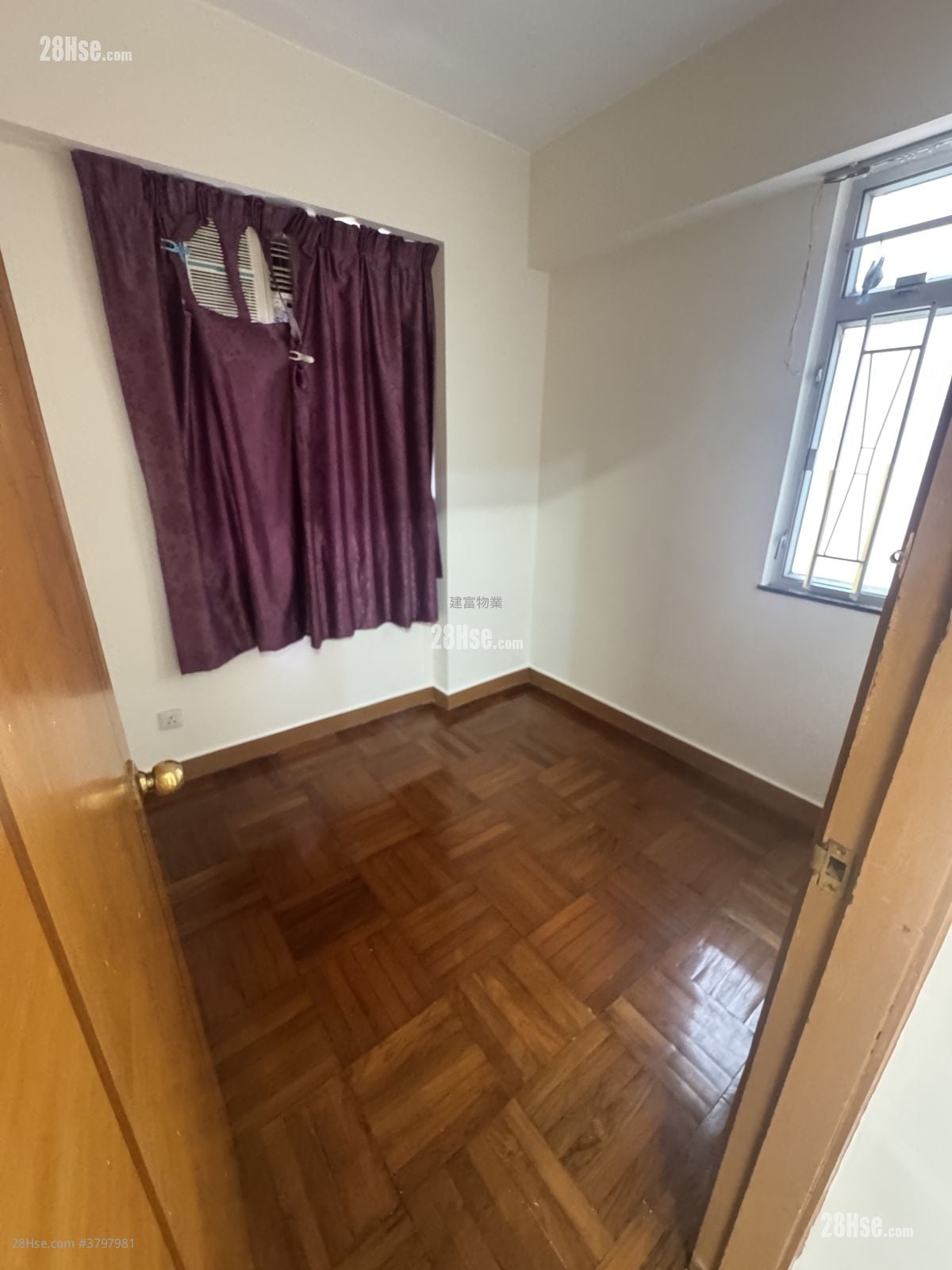 兴发大楼 售盘 2 房 , 1 浴室 330 平方尺