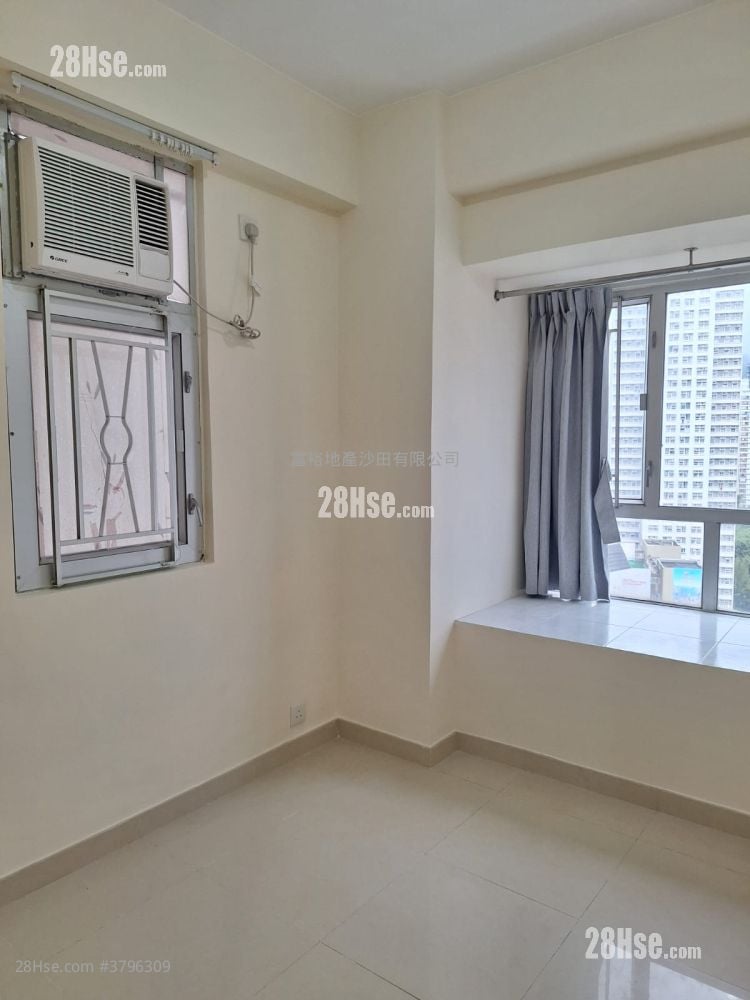 金狮花园 租盘 2 房 , 1 浴室 306 平方尺