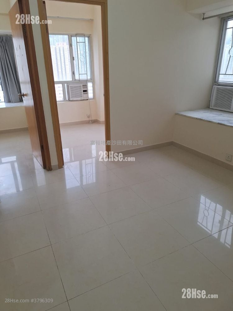 金狮花园 租盘 2 房 , 1 浴室 306 平方尺