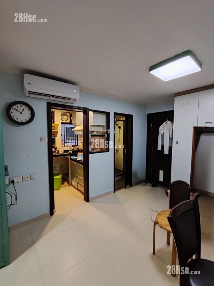 Pok Hong Estate Sell 2 Bedrooms , 1 Bathroom 358 ft²