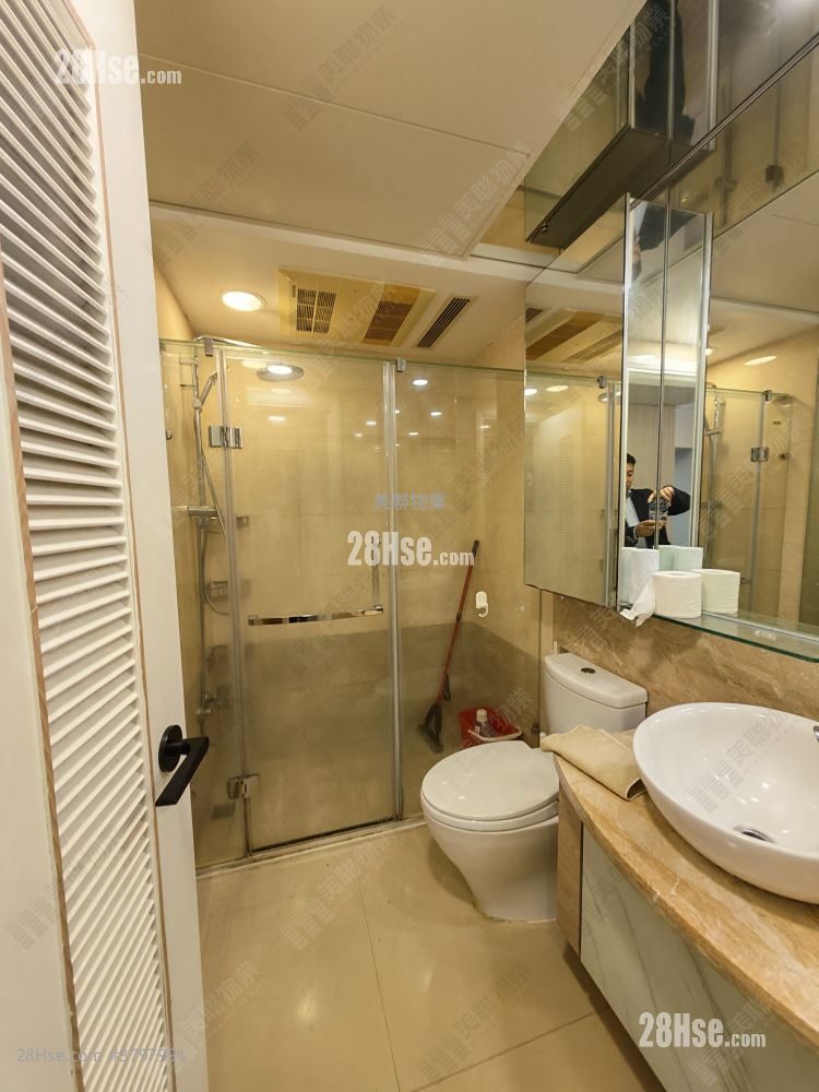 Chelsea Court Sell 2 Bedrooms , 1 Bathroom 450 ft²