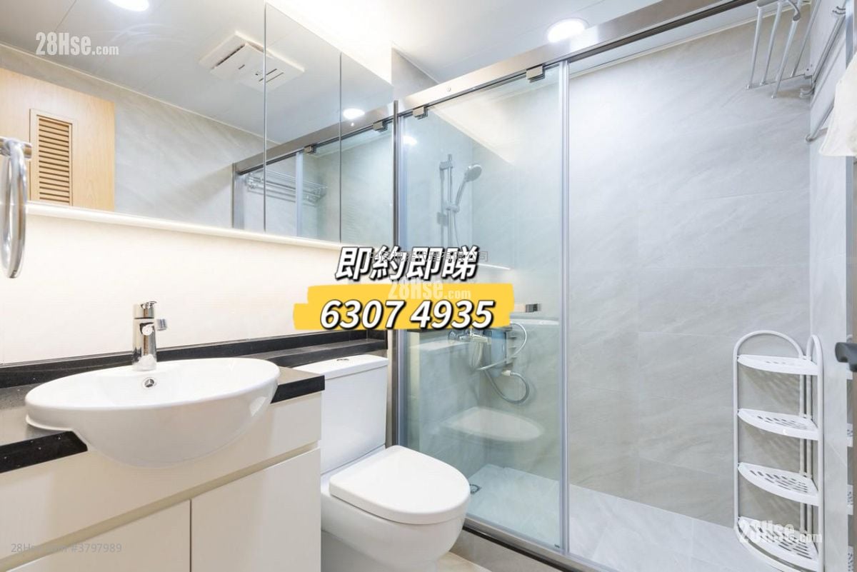 Park Central Sell 2 Bedrooms , 1 Bathroom 384 ft²