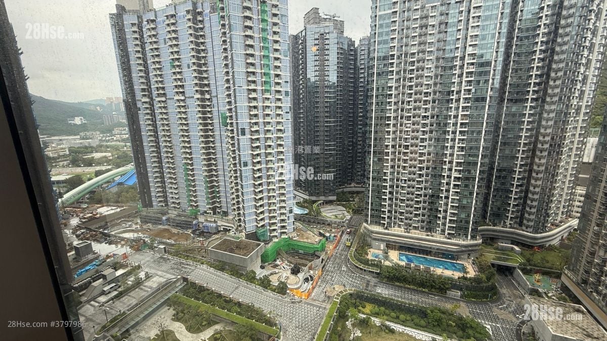 The Southside Rental 3 Bedrooms , 2 Bathrooms 748 ft²