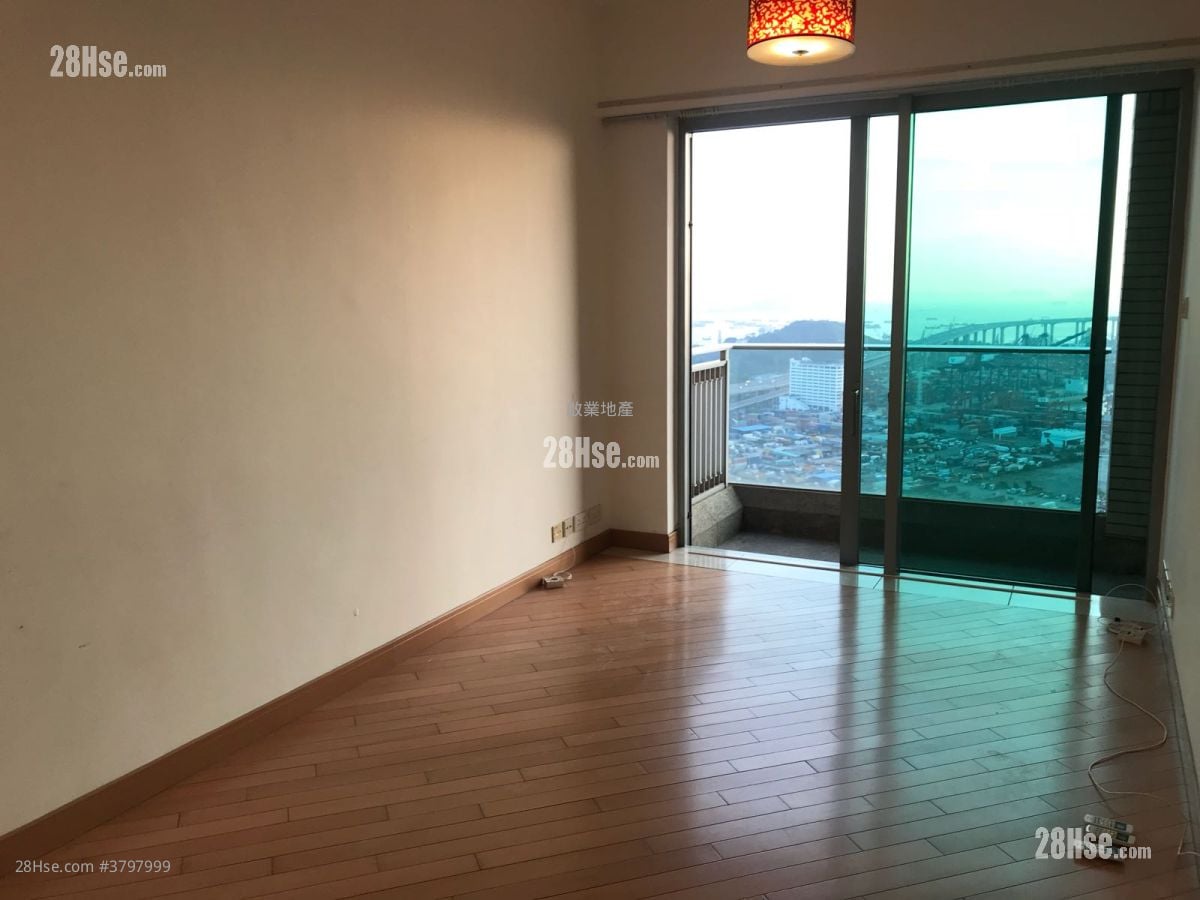 Manhattan Hill Sell 2 Bedrooms , 1 Bathroom 558 ft²