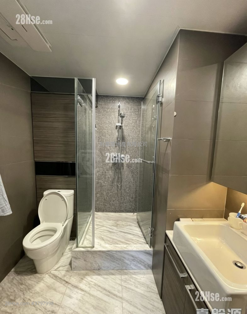 又一村花园 售盘 3 房 1,511 平方尺