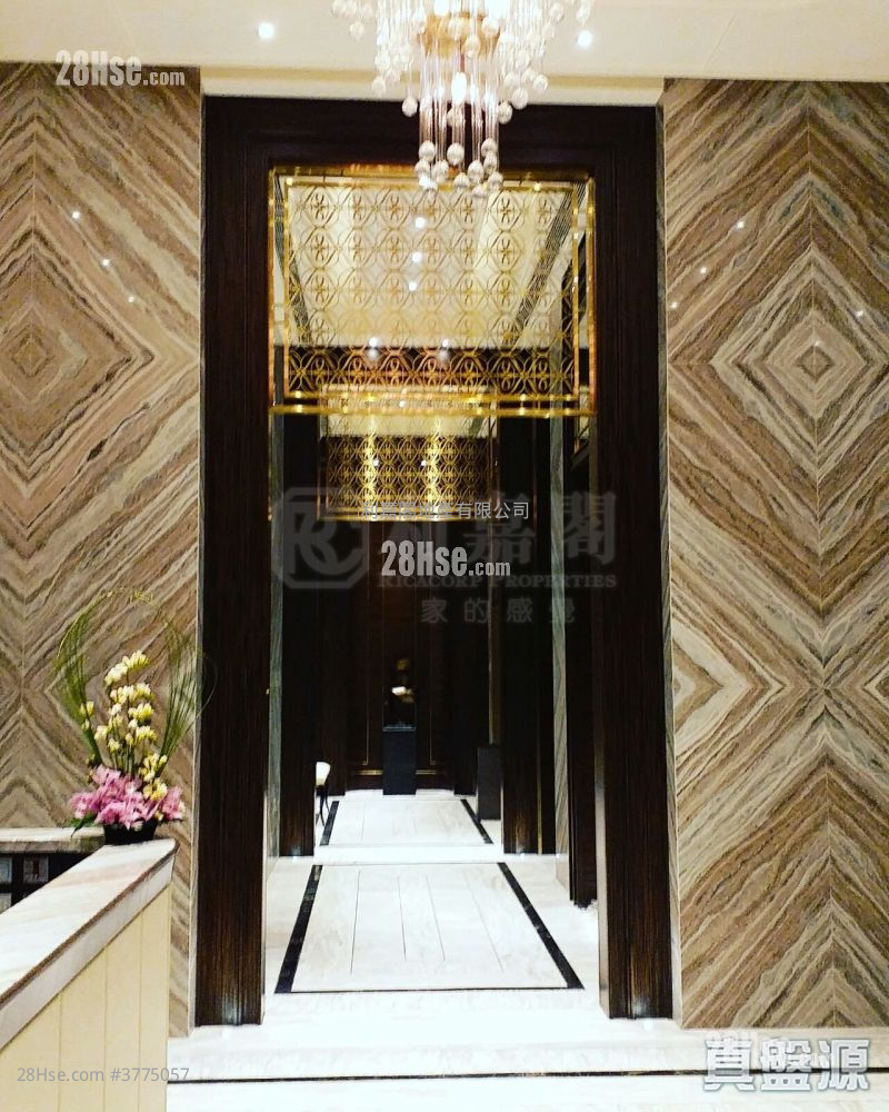 Kensington Hill 售盘 3 房 , 2 浴室 865 平方尺