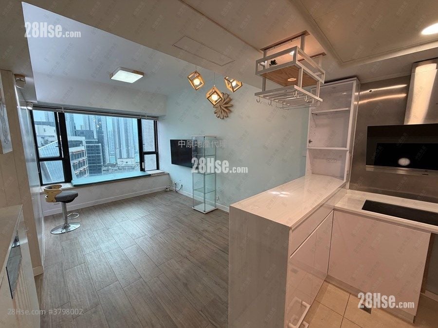 Chelsea Court Sell 2 Bedrooms , 1 Bathroom 450 ft²