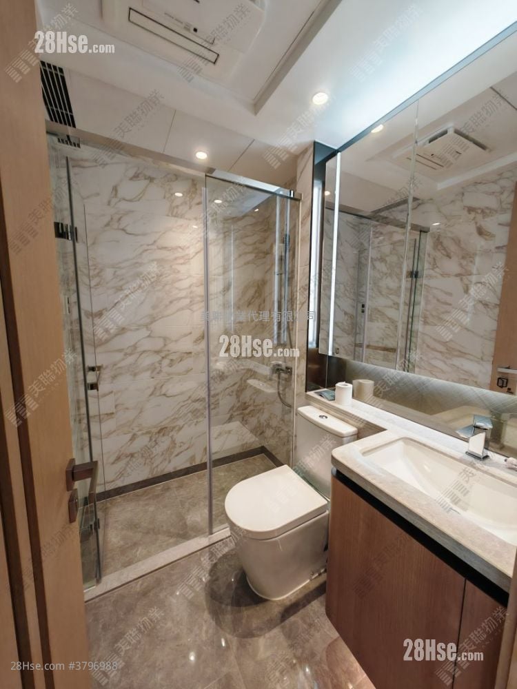 Grand Mayfair  Rental 1 Bedroom , 1 Bathroom 384 ft²