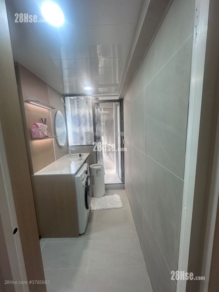 King's Mansion Sell 2 Bedrooms , 2 Bathrooms 438 ft²