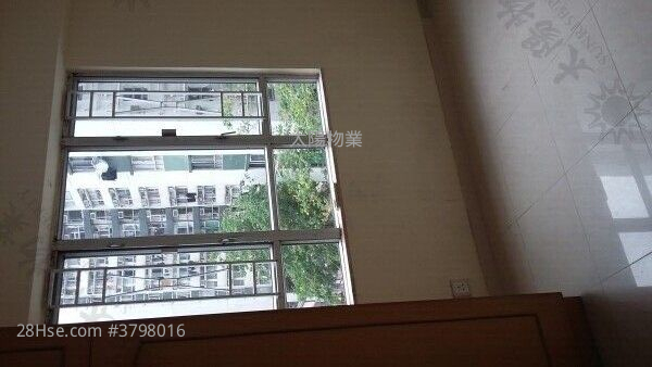 Whampoa Garden Sell 3 Bedrooms 681 ft²
