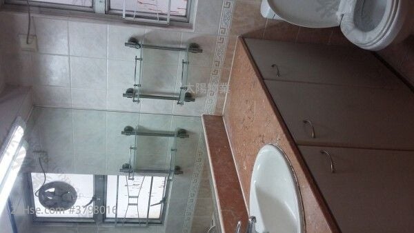 Whampoa Garden Sell 3 Bedrooms 681 ft²