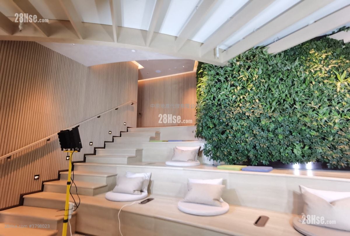 Oma By The Sea Sell 3 Bedrooms , 2 Bathrooms 619 ft²