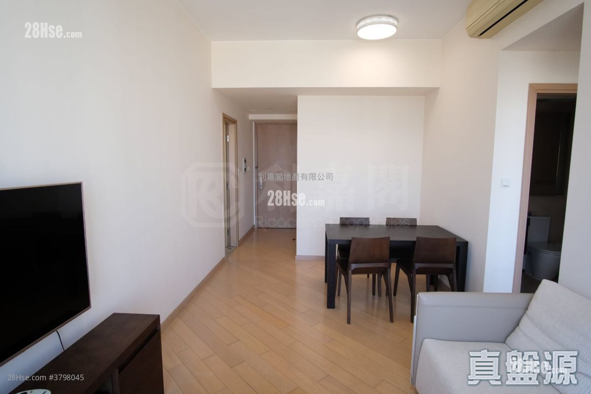 The Cullinan Sell 2 Bedrooms , 1 Bathroom 551 ft²