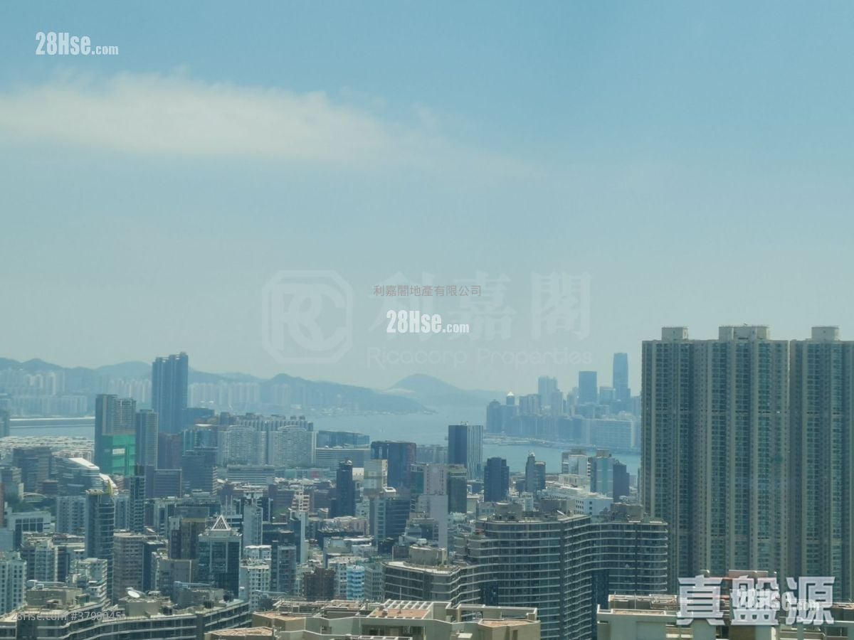 The Cullinan Sell 2 Bedrooms , 1 Bathroom 551 ft²