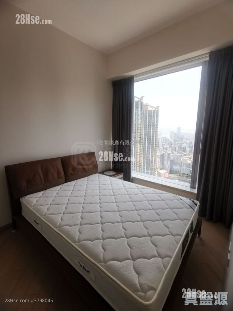 The Cullinan Sell 2 Bedrooms , 1 Bathroom 551 ft²