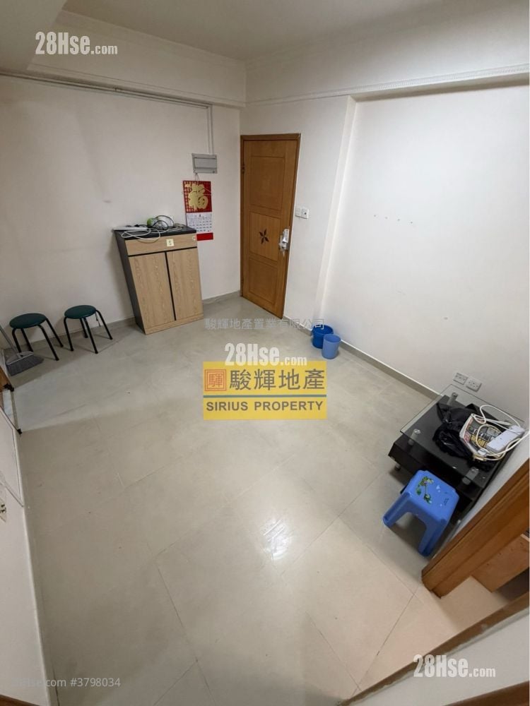 Winner Building Rental 334 ft²