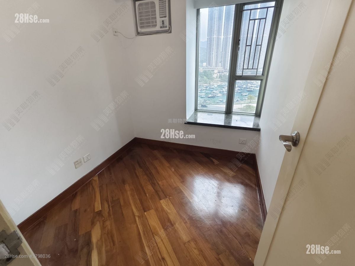 Tseung Kwan O Plaza Sell 2 Bedrooms , 1 Bathroom 459 ft²