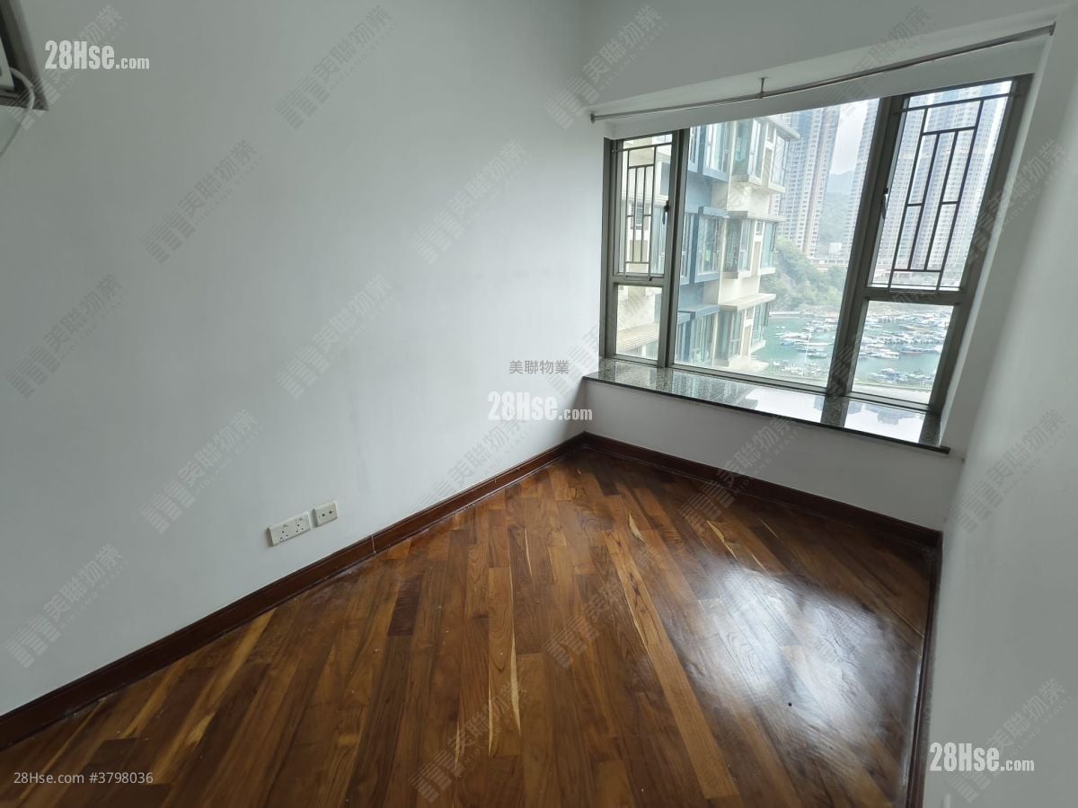 Tseung Kwan O Plaza Sell 2 Bedrooms , 1 Bathroom 459 ft²