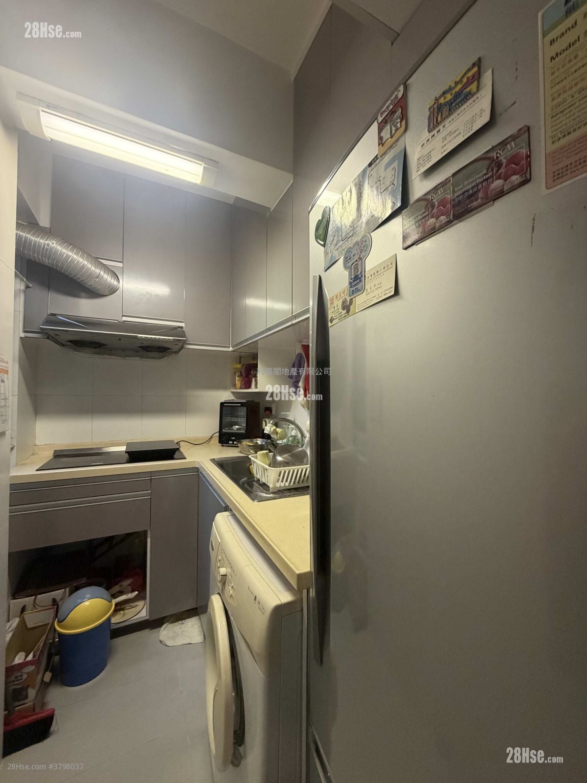 Wai Wah Centre Sell 2 Bedrooms , 1 Bathroom 308 ft²