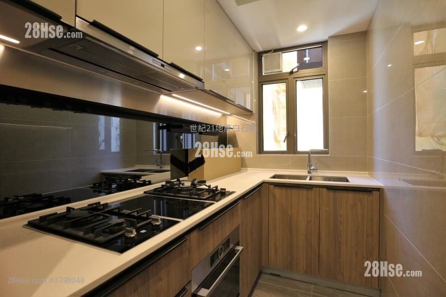 Centra Horizon Rental 2 Bedrooms , 2 Bathrooms 585 ft²