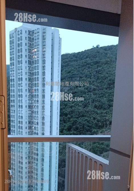 Finnie Sell 1 Bedroom 245 ft²