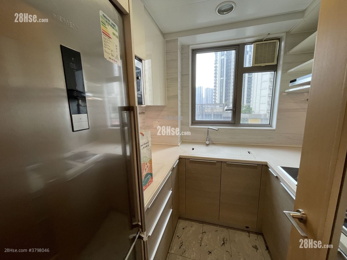 全城滙 售盘 3 房 , 1 浴室 769 平方尺