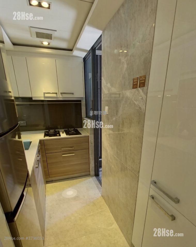 天晋 售盘 3 房 , 2 浴室 704 平方尺