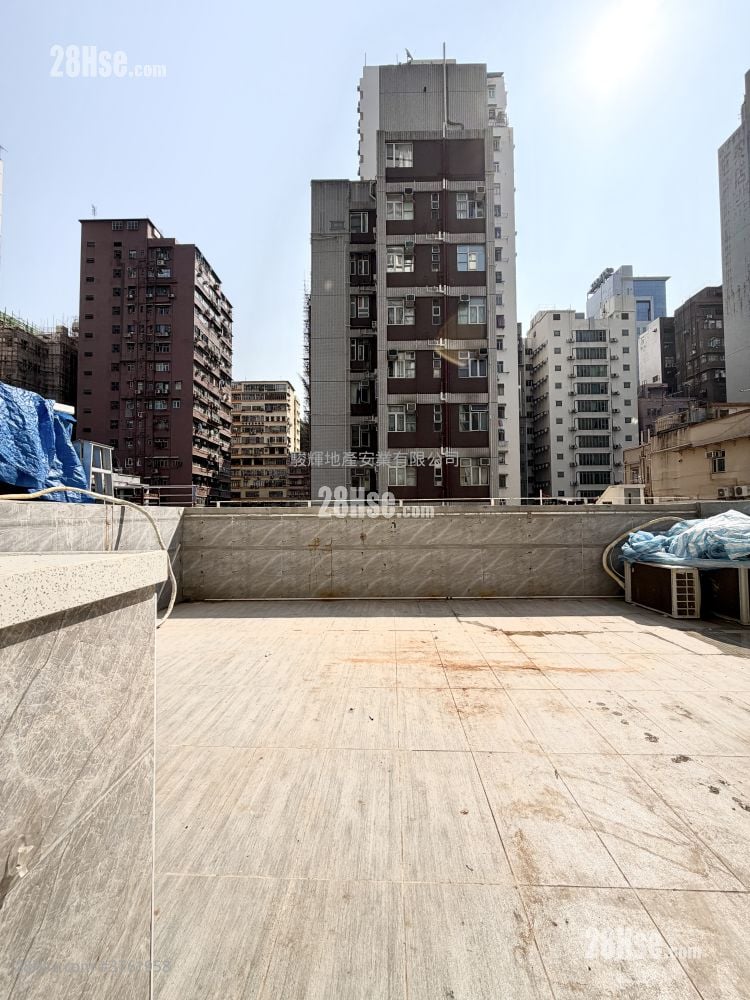 Shui Fung Building Sell 2 Bedrooms , 1 Bathroom 249 ft²