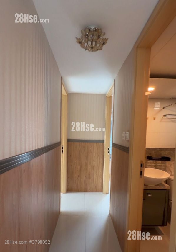 环宇海湾 租盘 4 房 , 3 浴室 895 平方尺