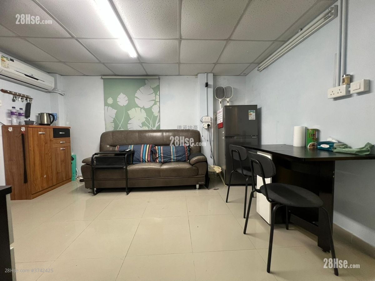 Village Rental 2 Bedrooms , 1 Bathroom