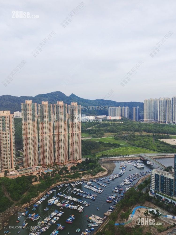 Tseung Kwan O Plaza Sell 4 Bedrooms , 3 Bathrooms 728 ft²
