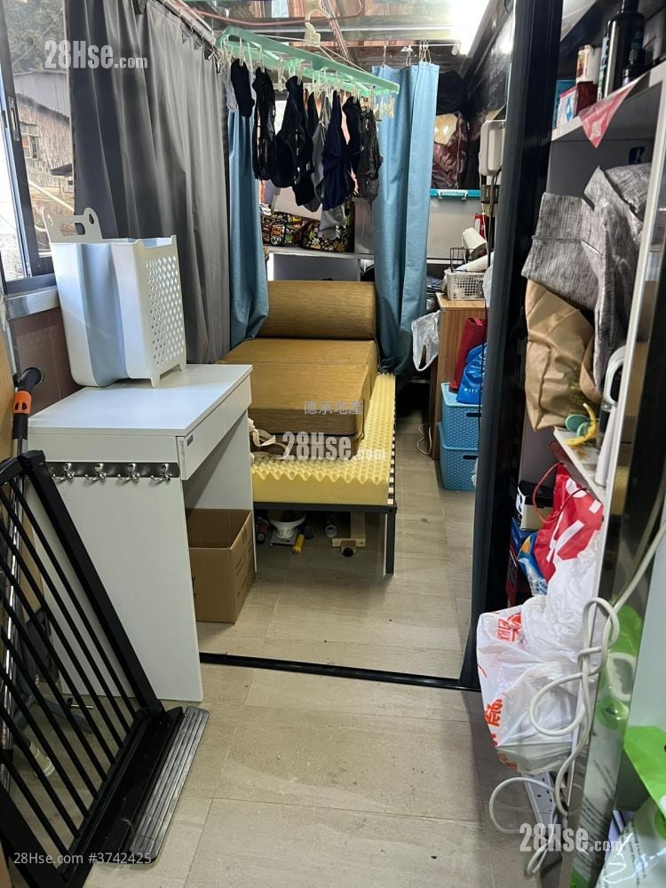 Village Rental 2 Bedrooms , 1 Bathroom