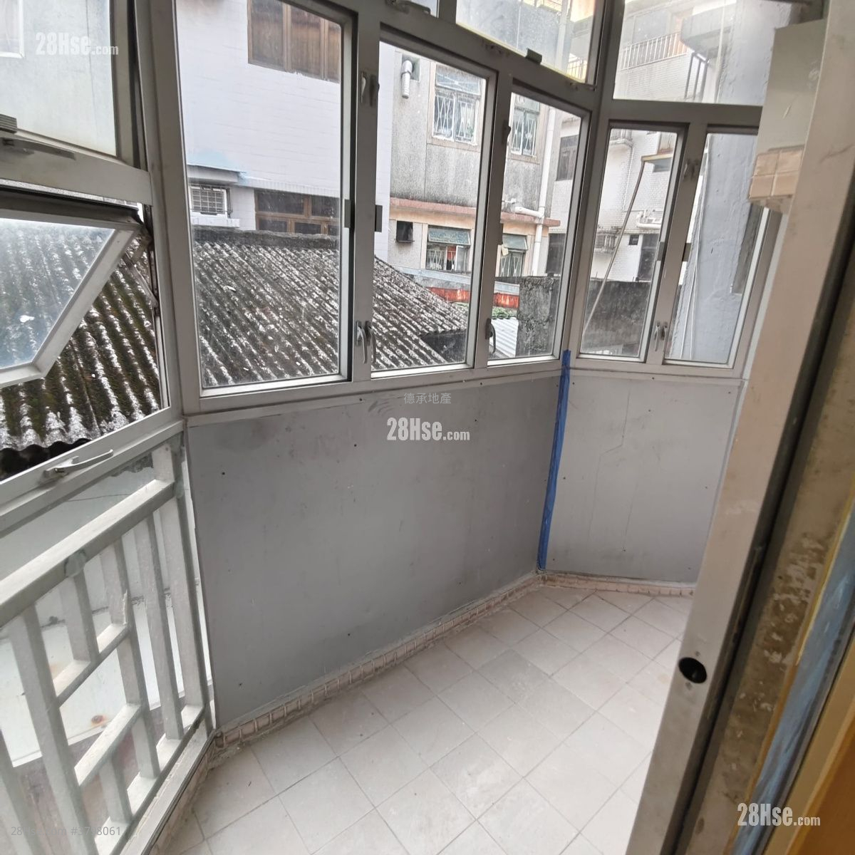 村屋 租盘 5+ 房 , 2 浴室