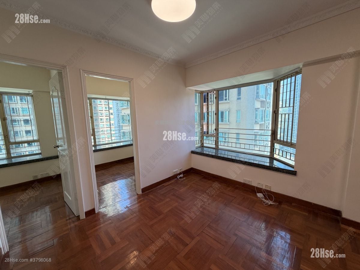 La Cite Noble Rental 2 Bedrooms , 1 Bathroom 378 ft²