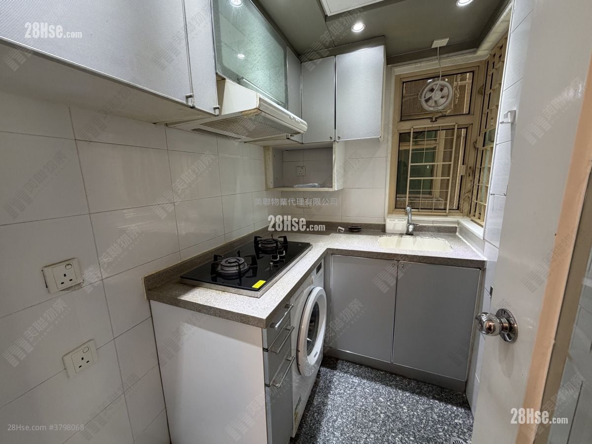 La Cite Noble Rental 2 Bedrooms , 1 Bathroom 378 ft²