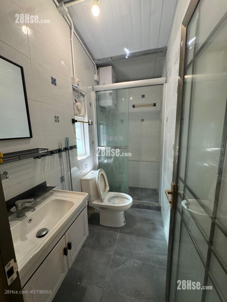 Village Rental 2 Bedrooms , 1 Bathroom