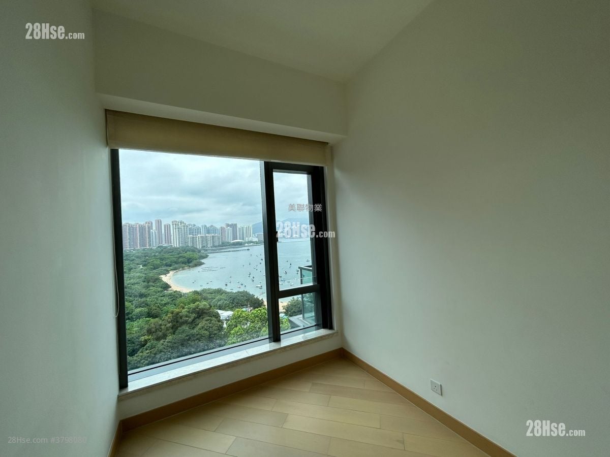 St Barths Sell 5+ Bedrooms , 3 Bathrooms 1,353 ft²