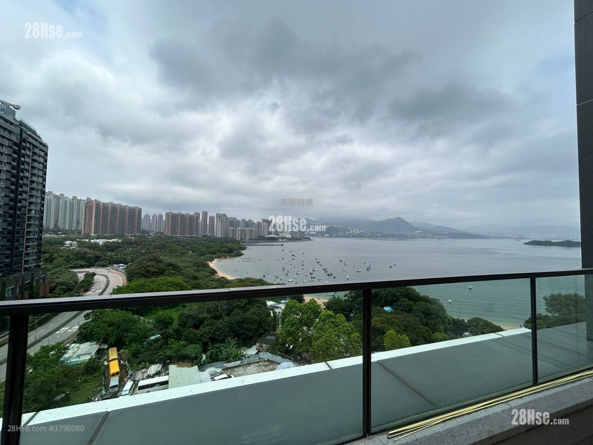 View: St Barths Sell 5+ Bedrooms , 3 Bathrooms 1,353 ft²