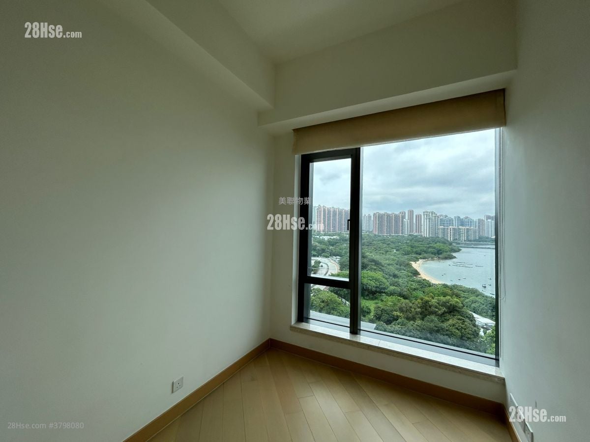 St Barths Sell 5+ Bedrooms , 3 Bathrooms 1,353 ft²