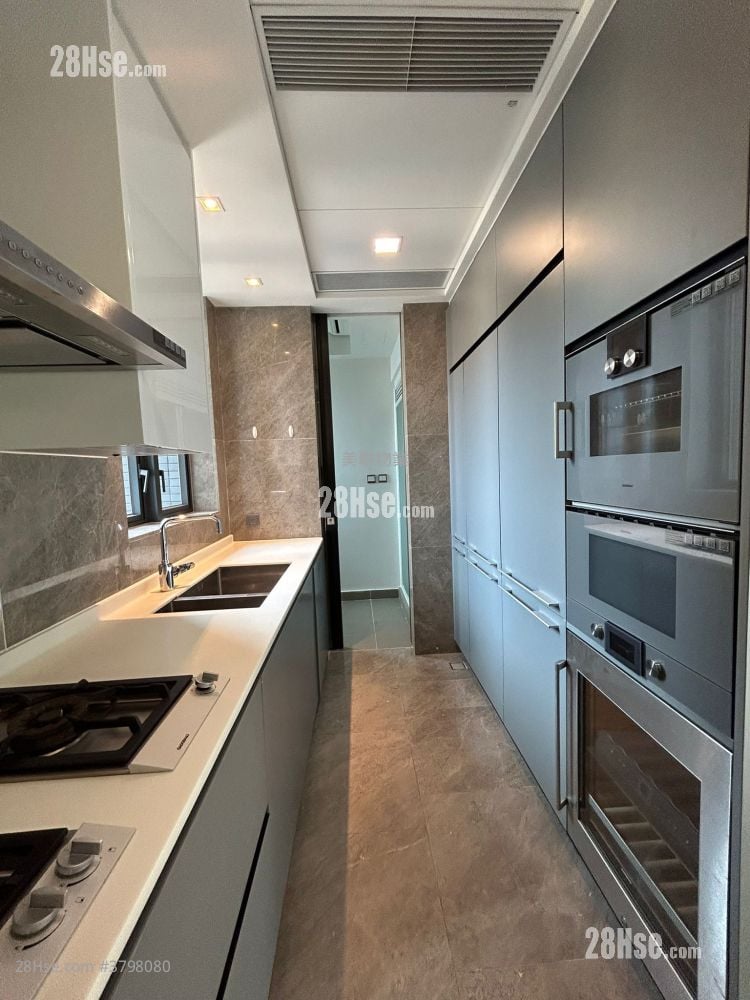 St Barths Sell 5+ Bedrooms , 3 Bathrooms 1,353 ft²