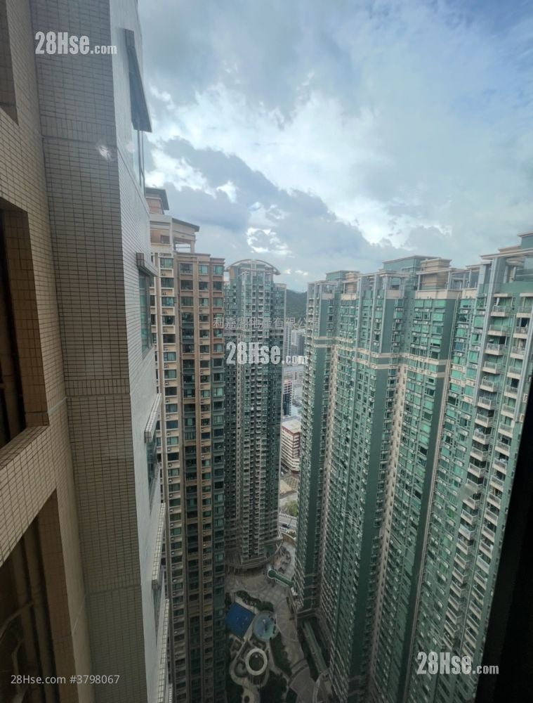 Liberte Sell 2 Bedrooms , 1 Bathroom 522 ft²