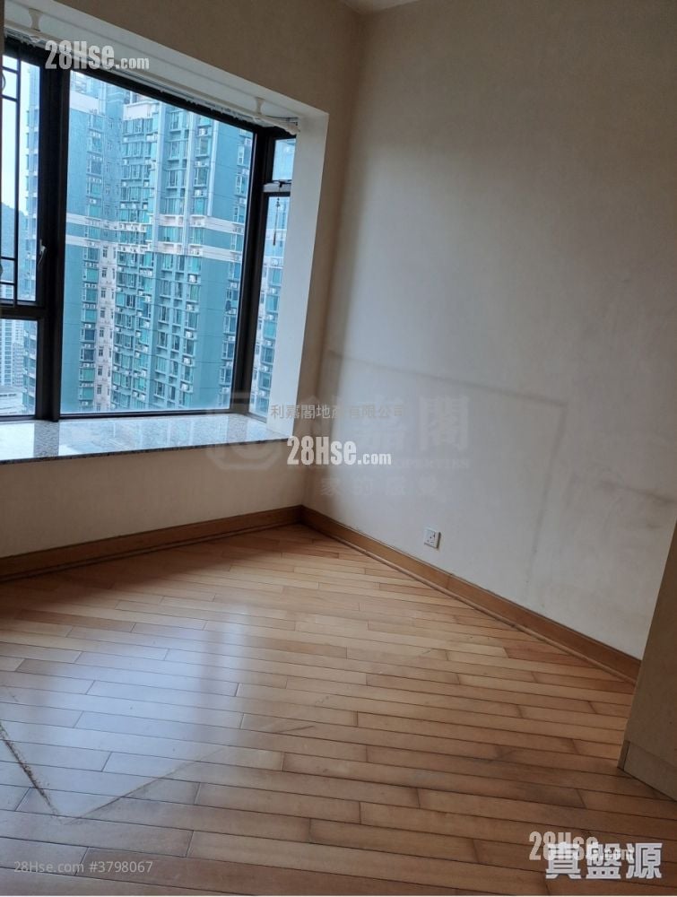 Liberte Sell 2 Bedrooms , 1 Bathroom 522 ft²